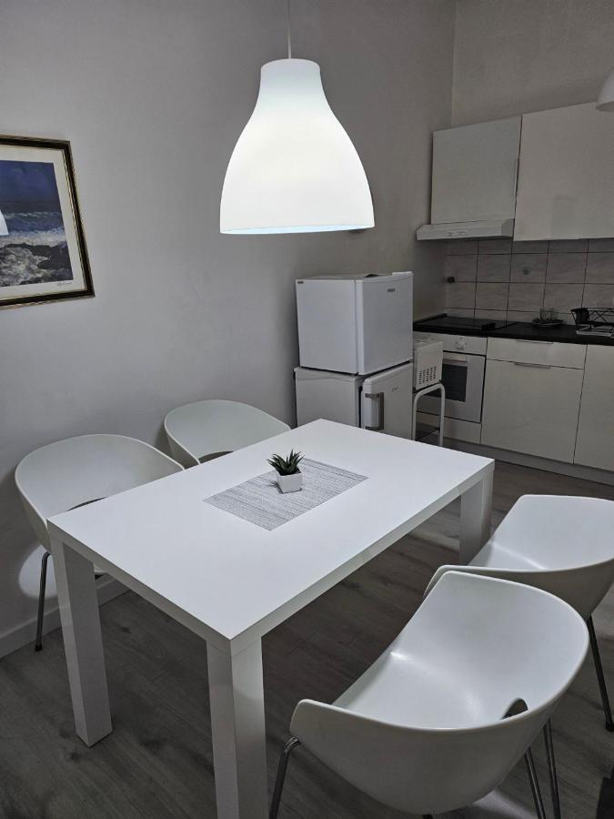 App Garibaldi Apartment Rijeka Exterior photo